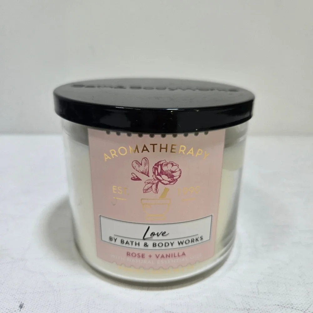 Bath & Body Works Candle 14.5 oz Pink Love Rose Vanilla Aromatherapy 3-Wick